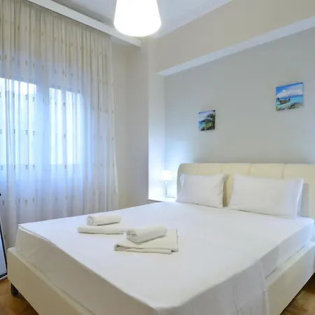 Niovis, A And Cozy Αθήνα